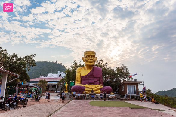 เกาะล้าน สำนักสงฆ์แสนล้าน (Sanlard Point)