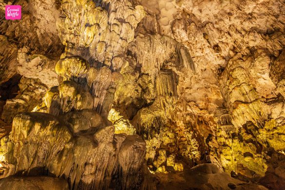 Dau Go Cave (ฮาลองเบย์, เวียดนาม)